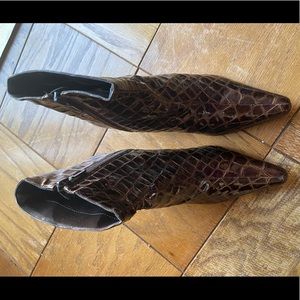 Impo faux crocodile half boots